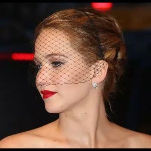 New Women birdcage with black veil elegant beautiful comfy classic headband